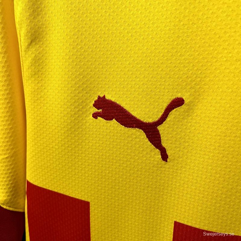 22/23 Girona away Soccer Jersey