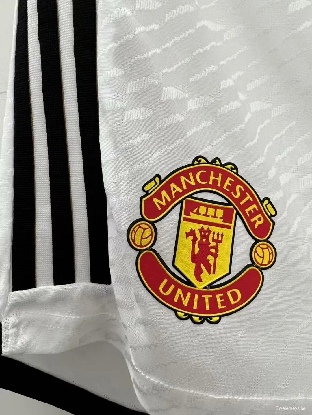 23/24 Manchester United Away White Shorts